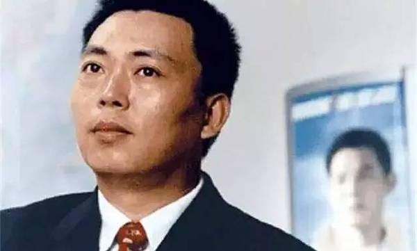 彭博社：蘋(píng)果在中國(guó)為什么輸給了OPPO和vivo