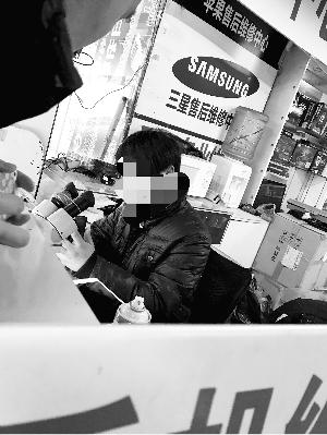 手機(jī)不論偷撿一概回收不問(wèn) 更不需發(fā)票信息登記