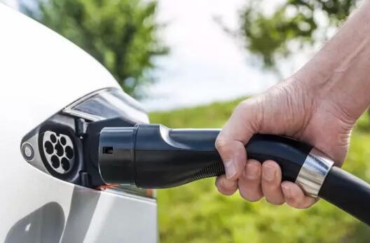 美大學最新研究成果:電動車成本還不到燃油車一半