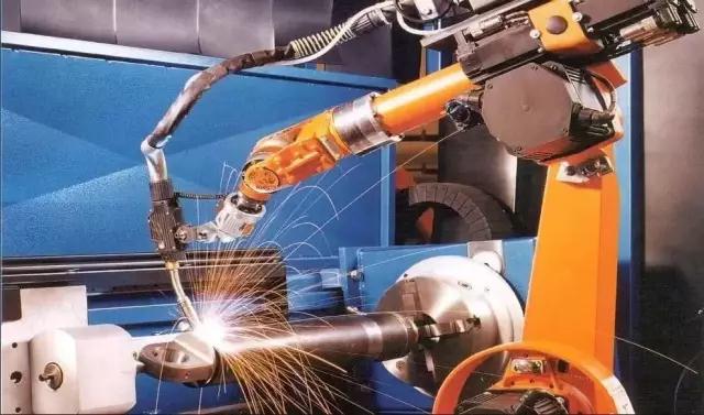 如何將工業(yè)機(jī)器人與數(shù)控機(jī)床融合應(yīng)用？