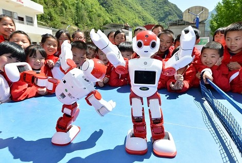 中國機(jī)器人“強(qiáng)國”之路逐漸具體化 步伐加快走向高端