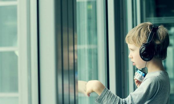 為什么要把孩子的健康交給機(jī)器人?