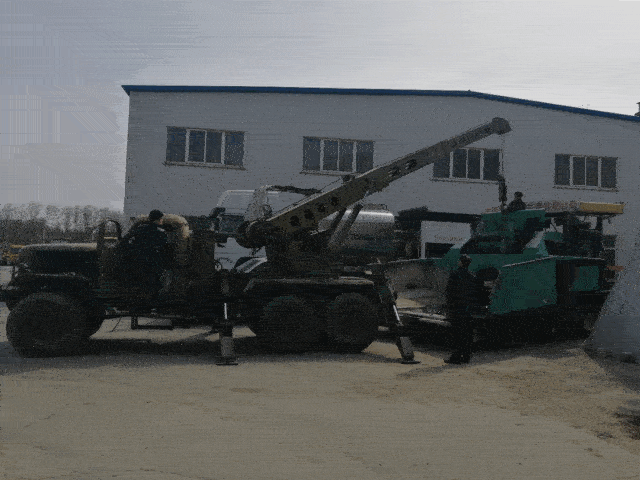 【流金歲月】新中國第&mdash;臺(tái)5噸汽車起重機(jī)在這里誕生 